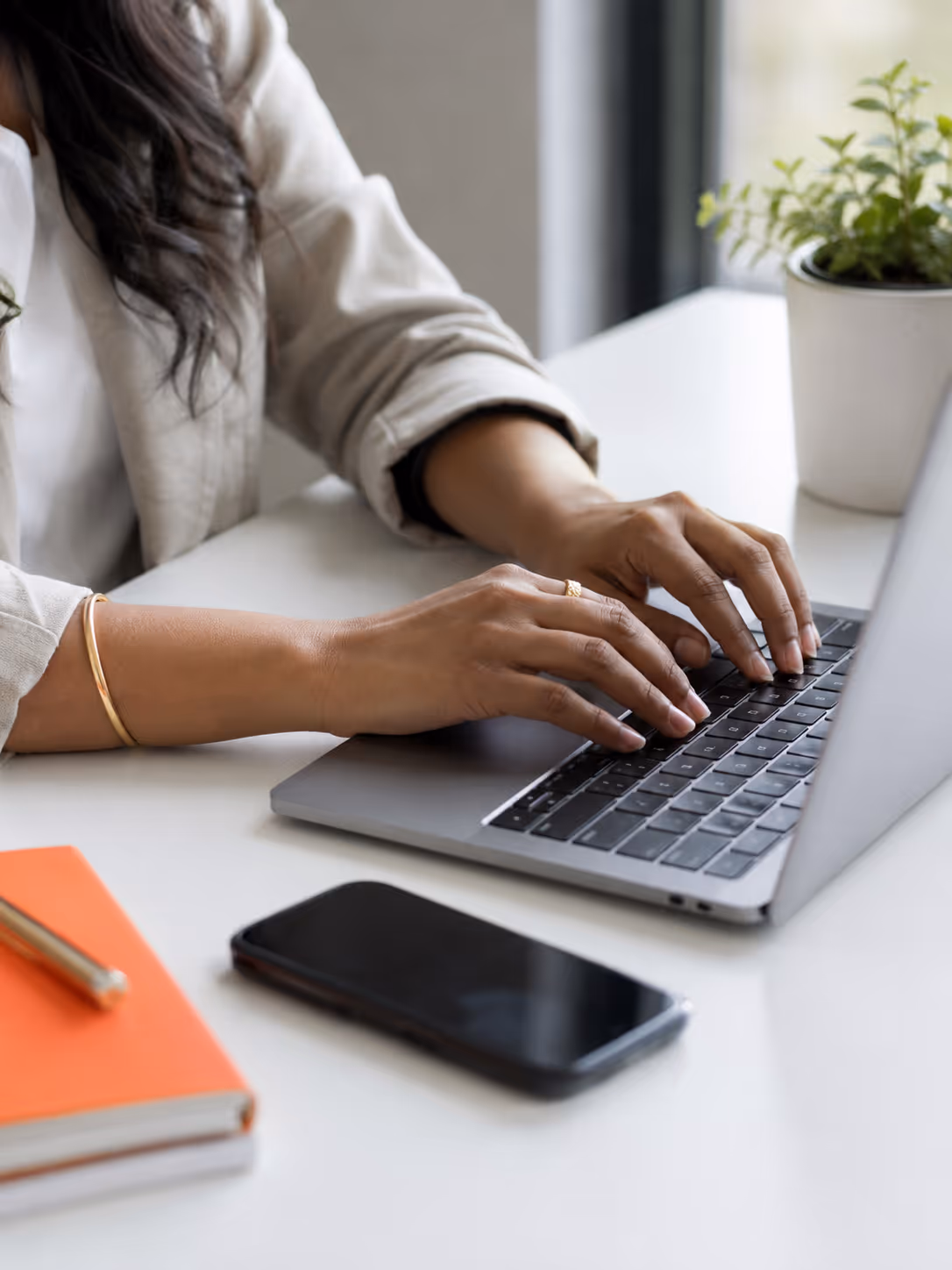 Reverse username search across online platforms